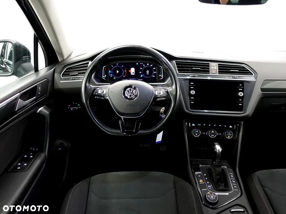 Volkswagen Tiguan 2.0 TDI SCR 4MOTION DSG Highline - 6