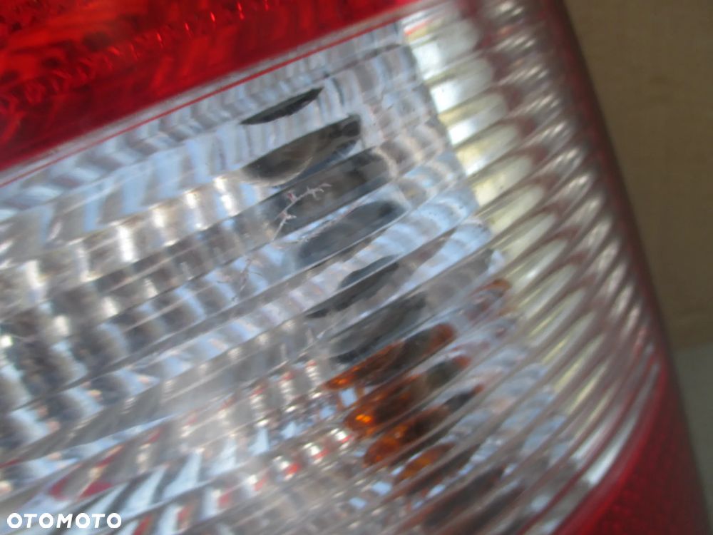 Lampa CADDY TYŁ - 8