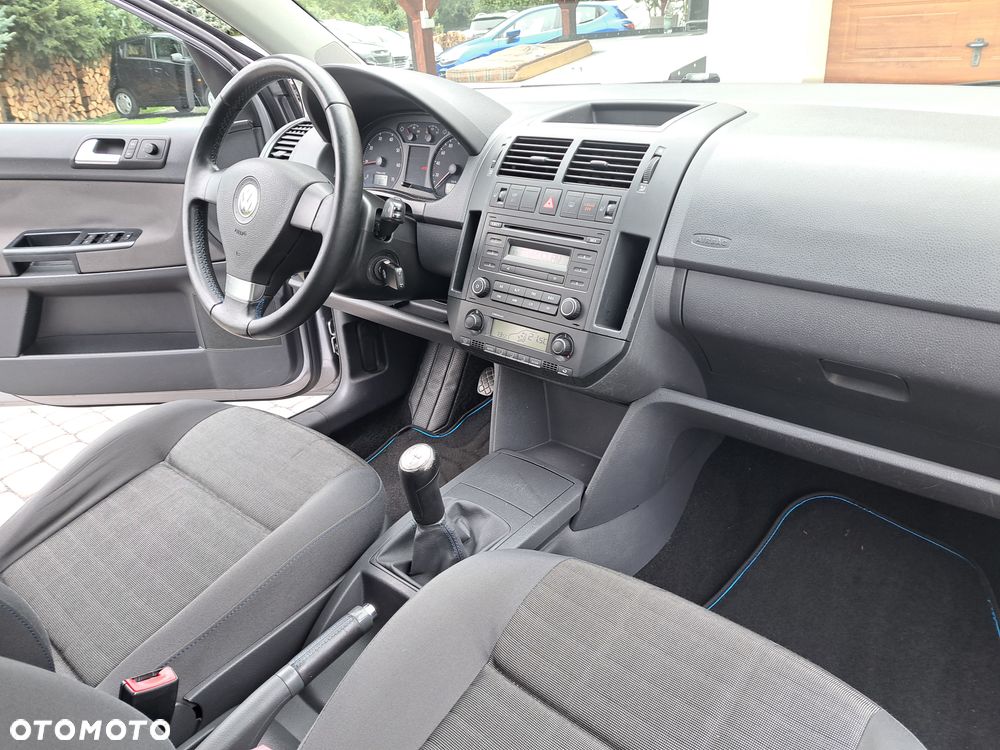 Volkswagen Polo 1.4 Tour Edition - 31