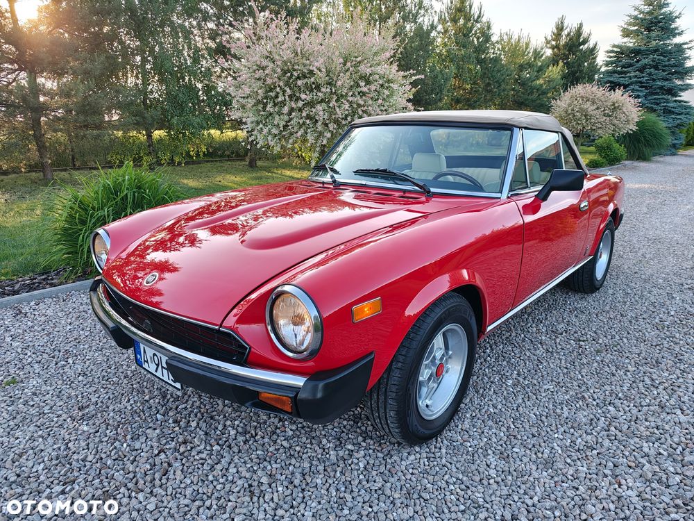 Fiat 124 Spider - 35
