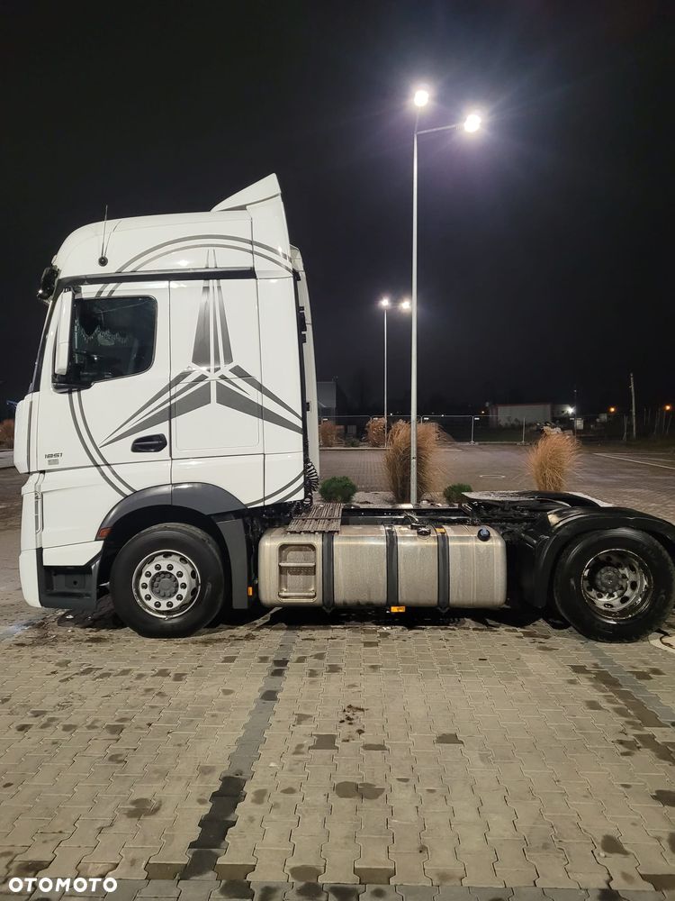 Mercedes-Benz Actros 1851 - 11