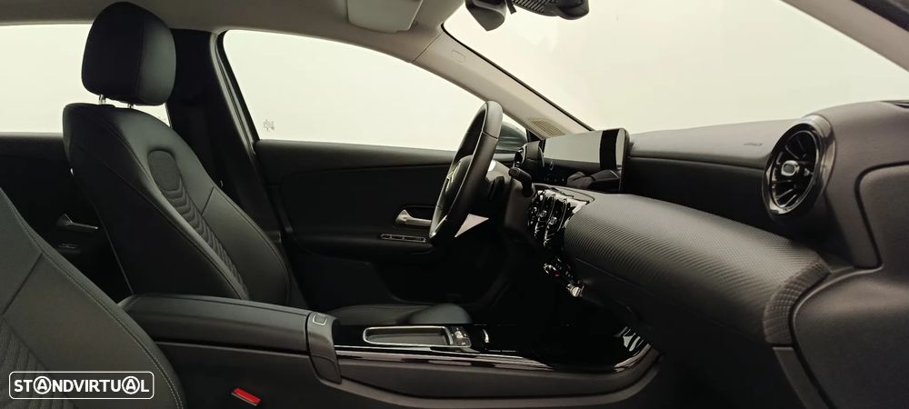 Mercedes-Benz A 200 Standard - 29
