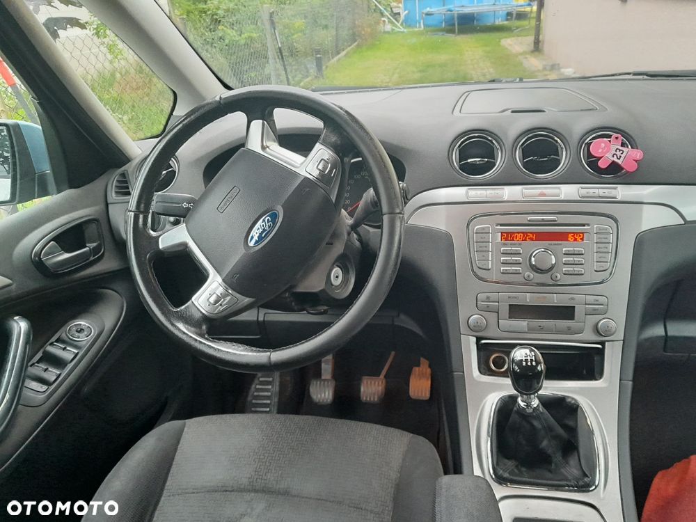 Ford Galaxy - 5