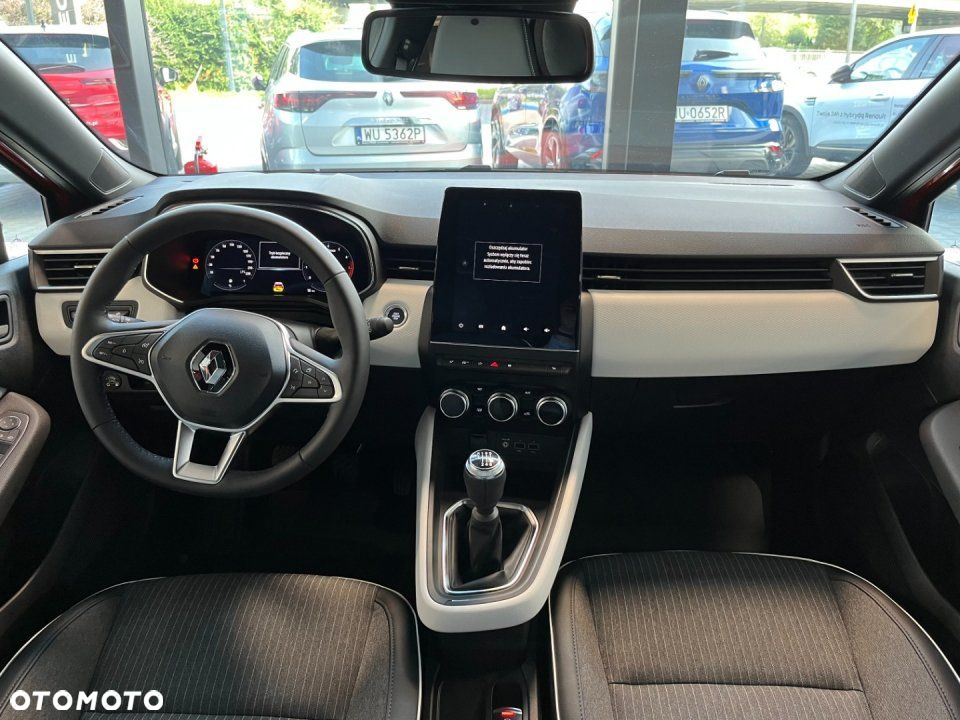 Renault Clio - 12