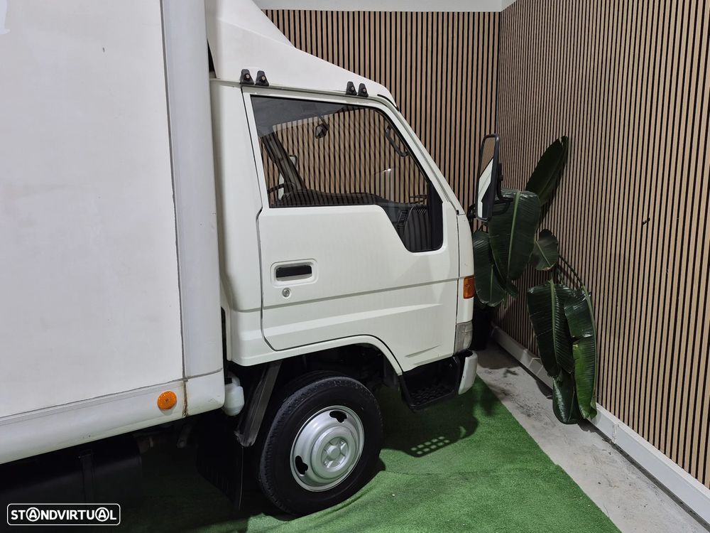 Toyota Dyna 150 3.0d - 140.000KM | GARANTIA | NACIONAL - IVA - 5