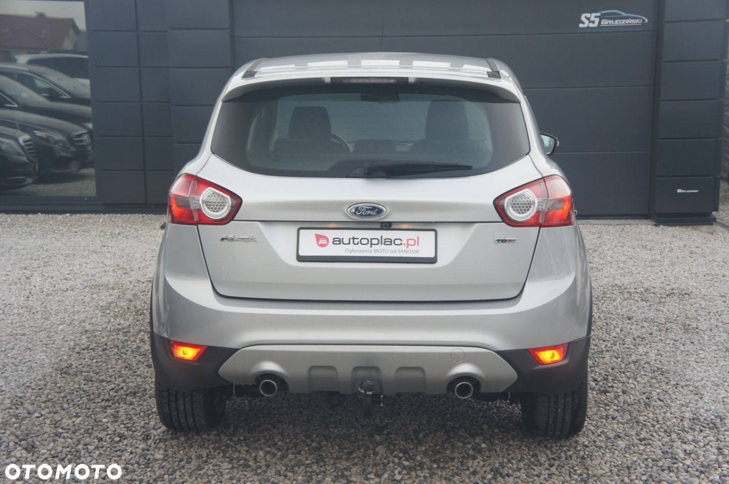 Ford Kuga - 6