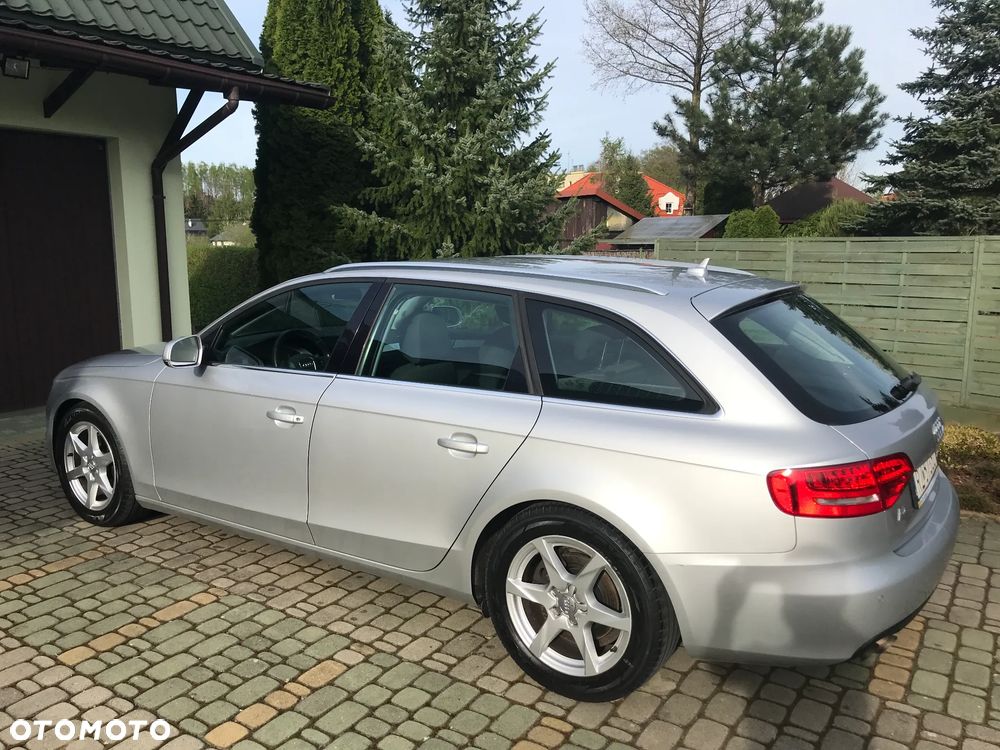 Audi A4 Avant 2.0 TDI DPF Ambiente - 19