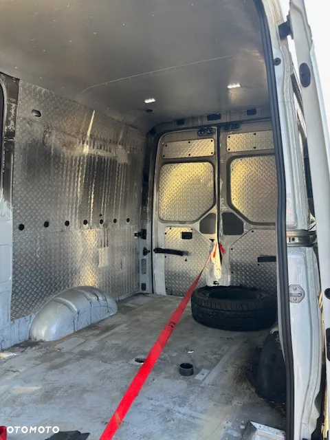 Volkswagen Crafter - 9
