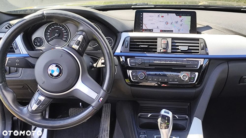 BMW Seria 3 330i xDrive Edition M Sport Shadow - 6