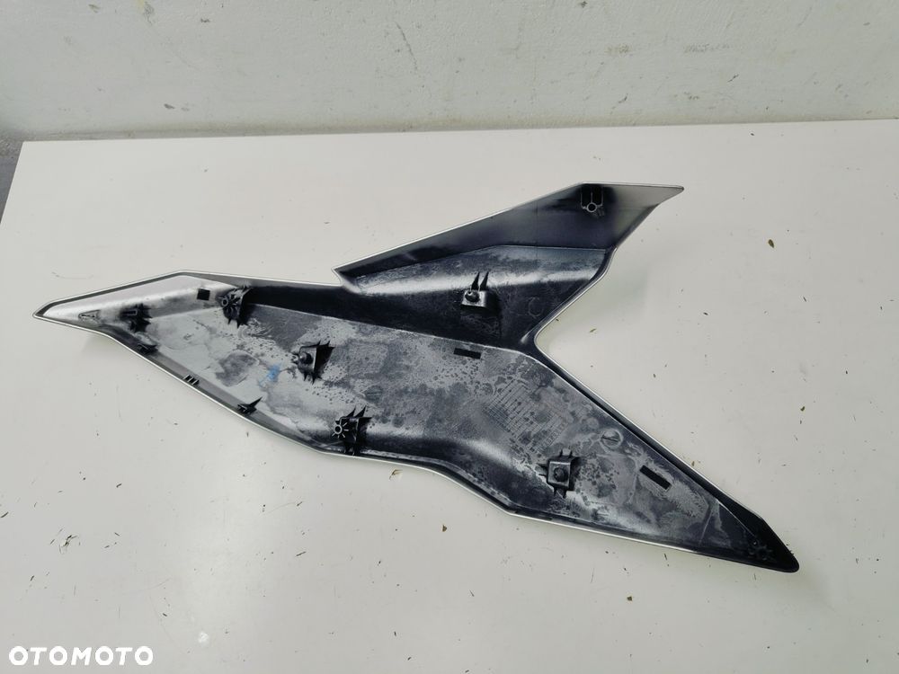 Owiewka Prawa przód Suzuki GSX-S1000GX - 4