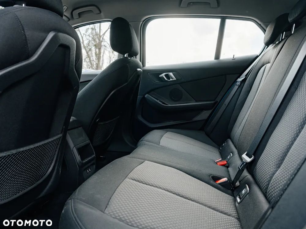 BMW Seria 1 118i Advantage - 15