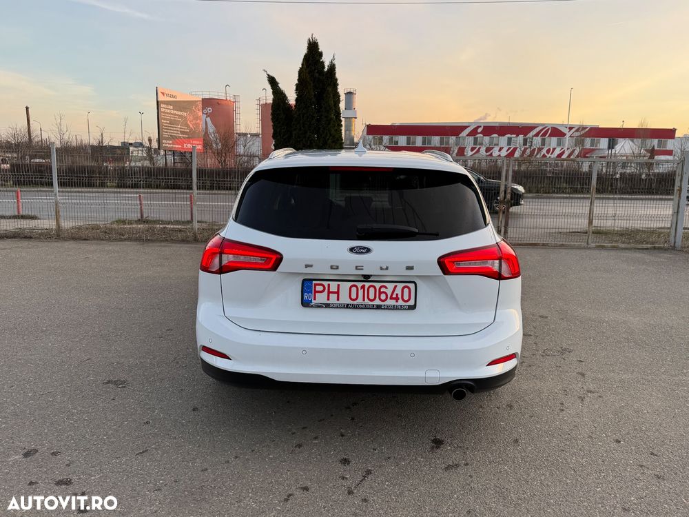 Ford Focus 1.5 EcoBlue Start-Stopp-System TITANIUM - 6