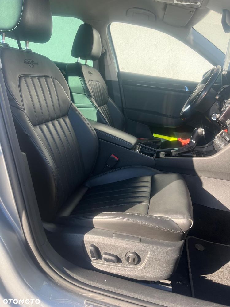 Skoda Superb 2.0 TDI L&K DSG - 12