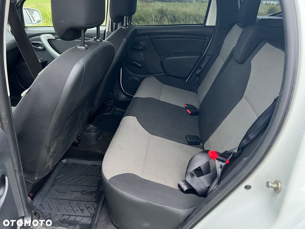 Dacia Duster 1.6 SL Aventure - 14