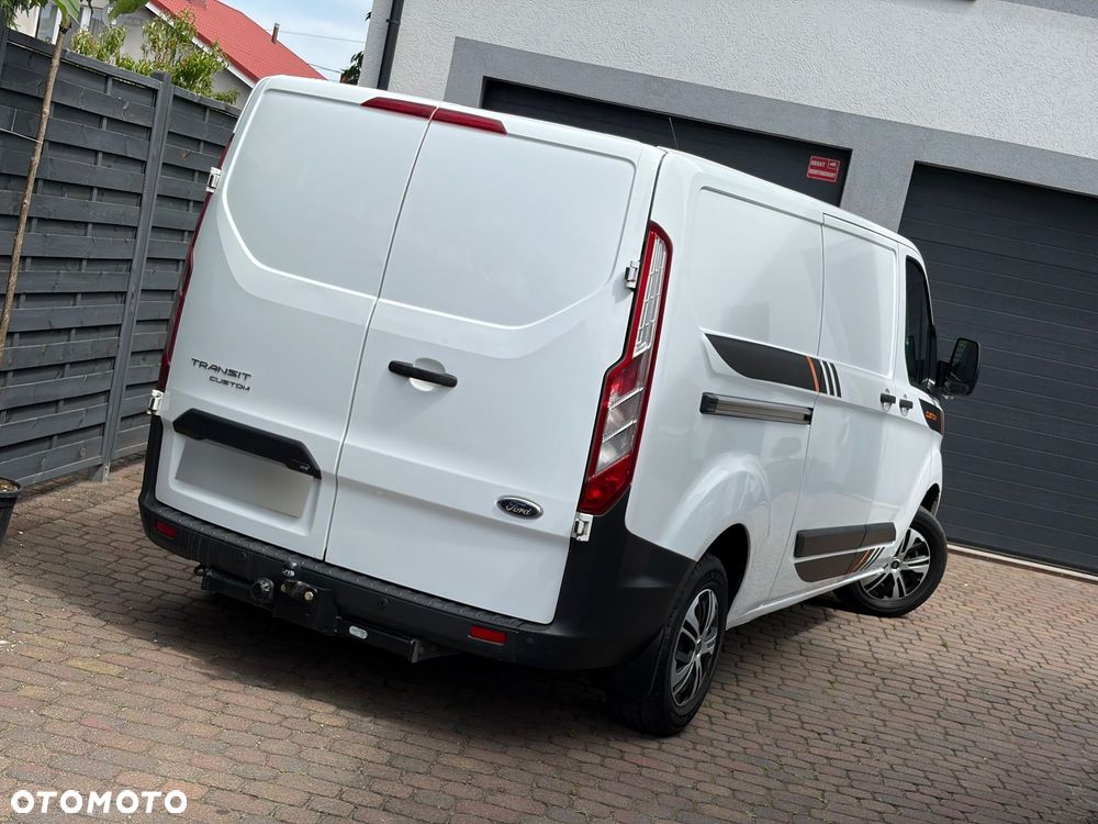 Ford Transit Custom - 11