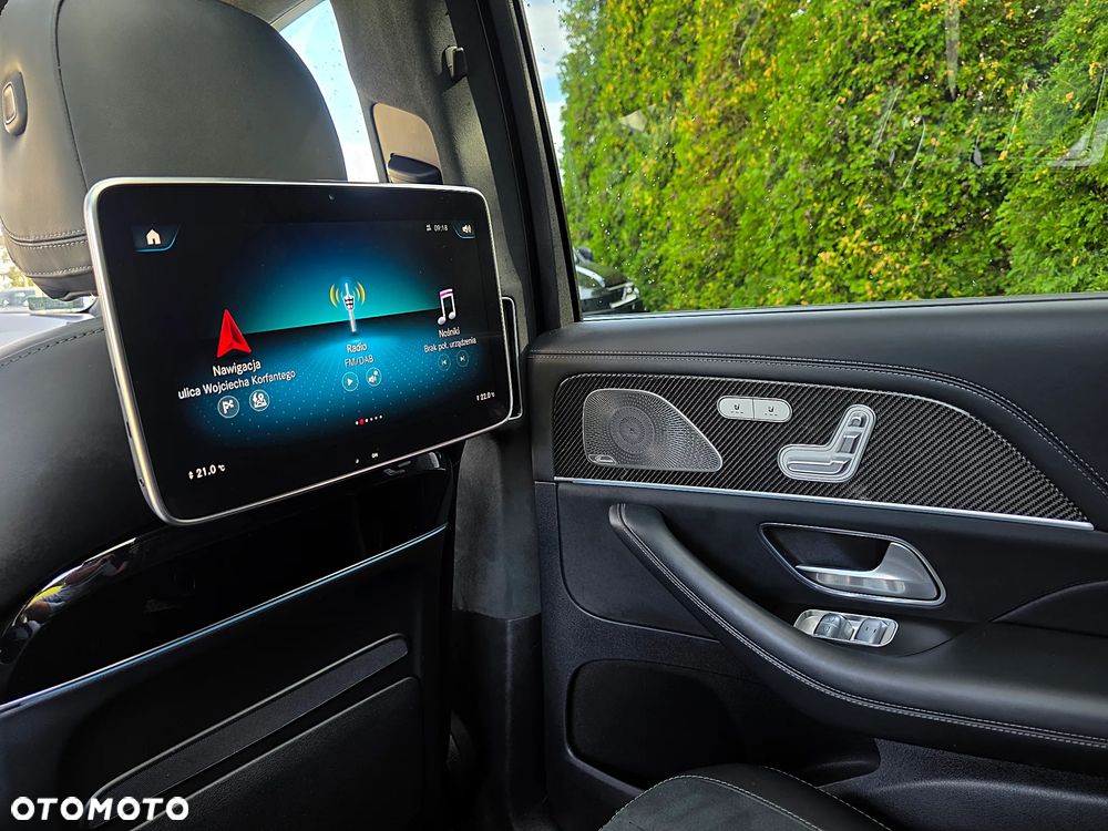 Mercedes-Benz GLS - 29