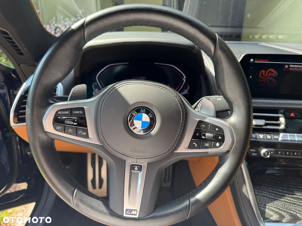 BMW Seria 8 - 23