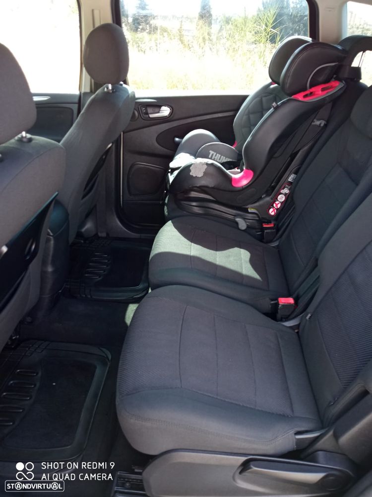 Ford S-Max 2.0 TDCi DPF Trend - 7