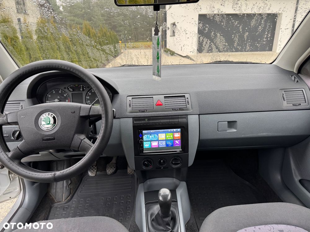 Skoda Fabia 1.2 HTP Classic - 11