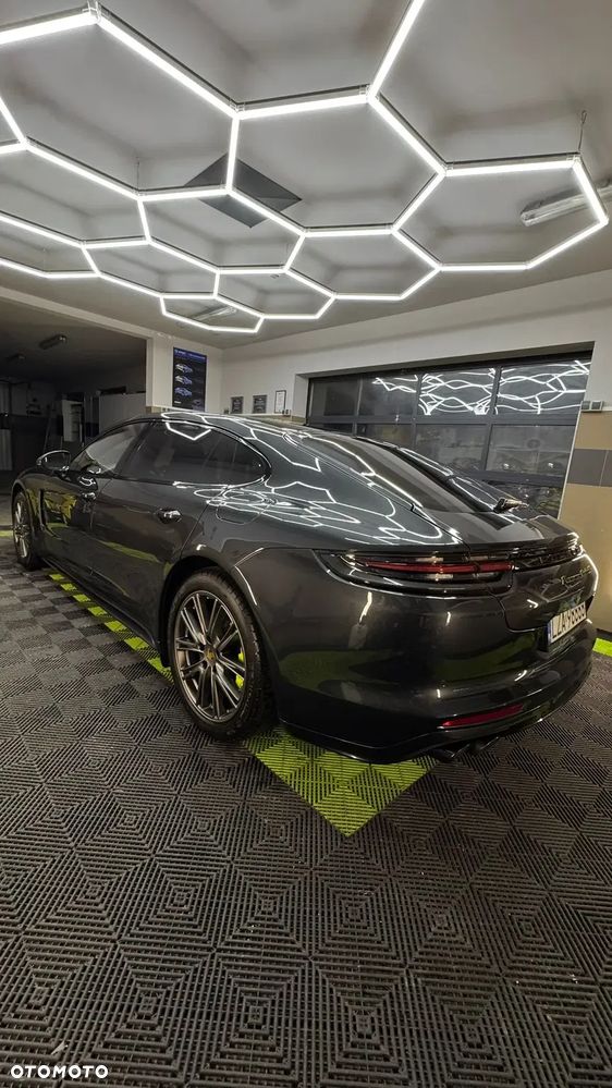 Porsche Panamera Turbo S Executive - 7