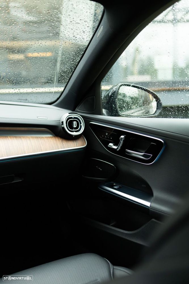 Mercedes-Benz C 300 e AMG Line - 36