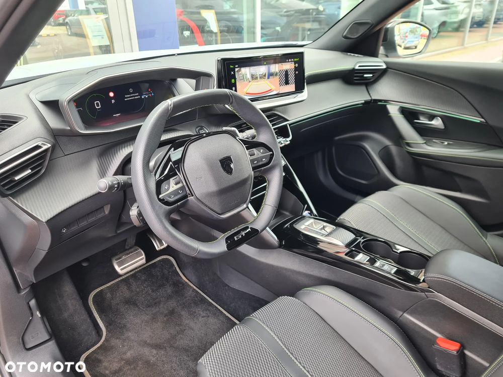Peugeot 2008 1.2 PureTech GT S&S EAT8 - 11