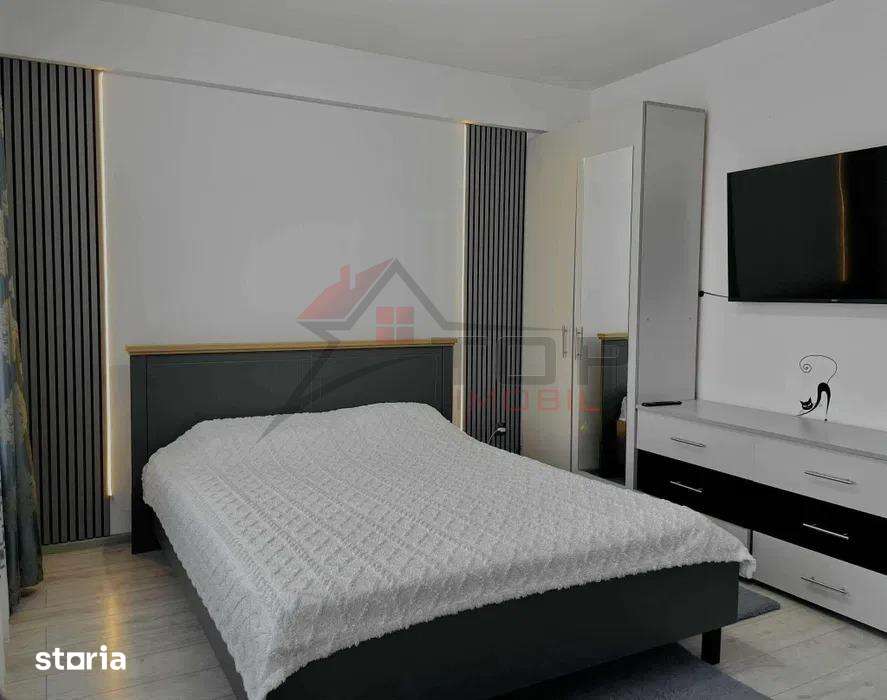 Apartament cu 2 camere decomandat - Bucium — fotografia 3