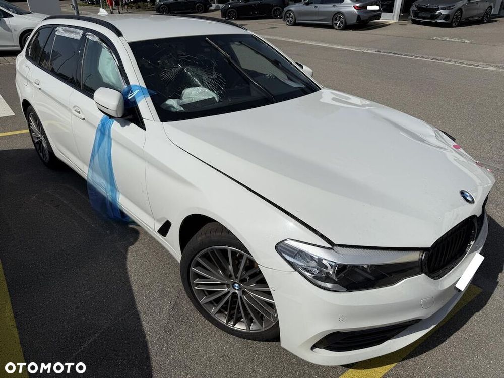 BMW Seria 5 520d xDrive - 3