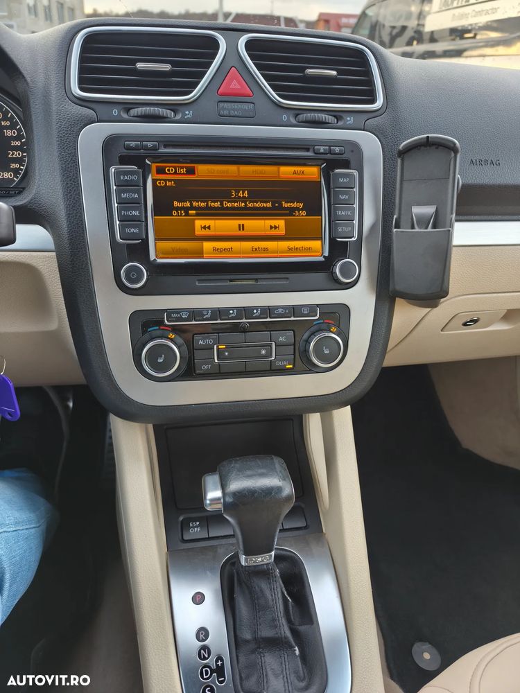 Volkswagen Eos 2.0 TDI DPF DSG BlueMotion Technology Sport & Style - 21