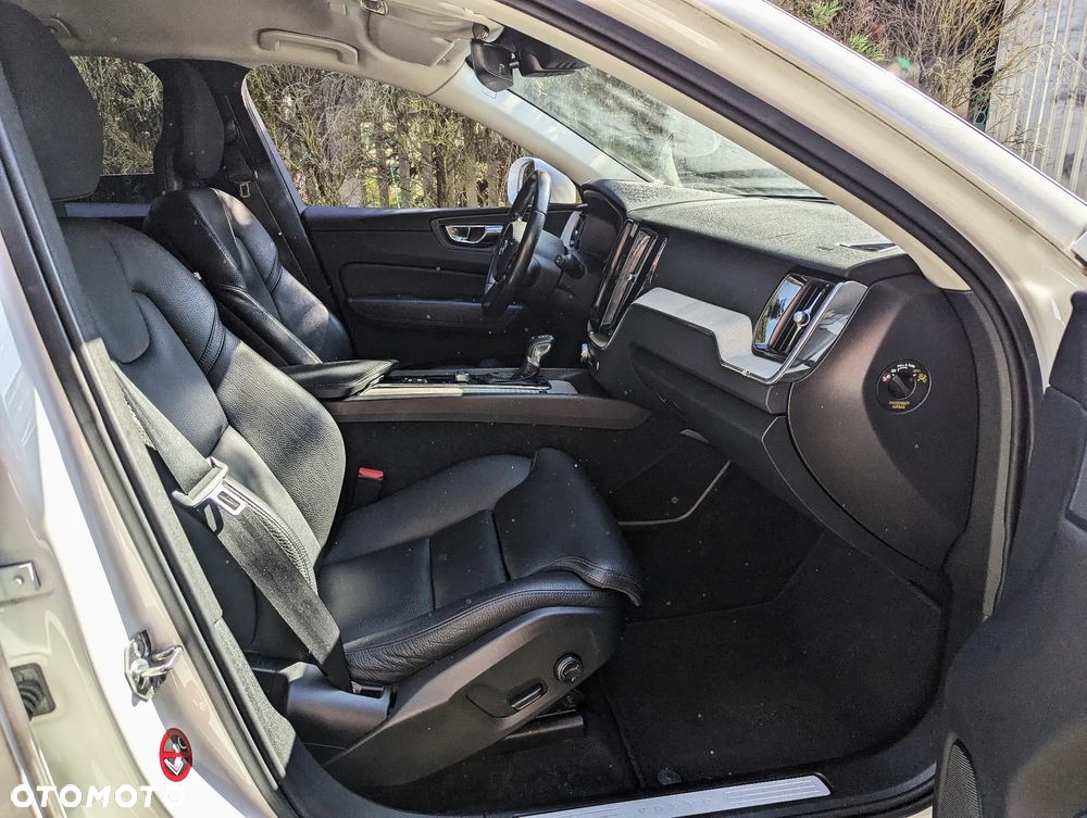 Volvo XC 60 D4 AWD Inscription - 18