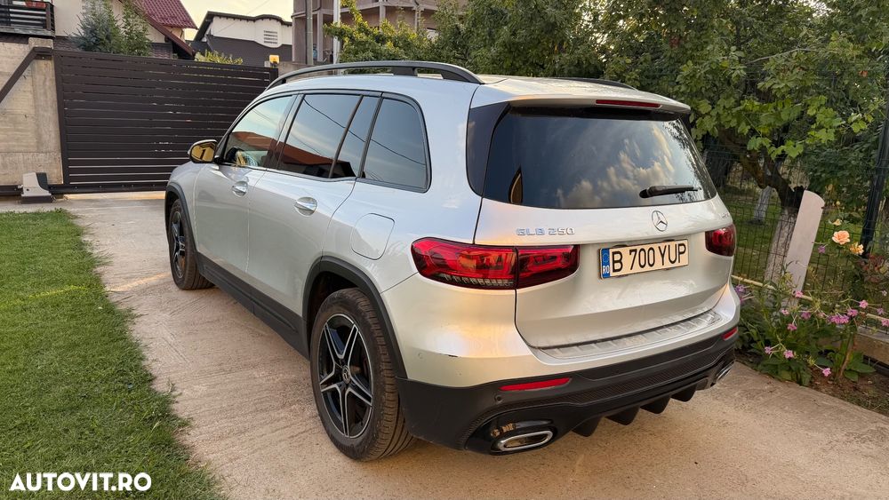 Mercedes-Benz GLB 250 4MATIC Aut. - 3