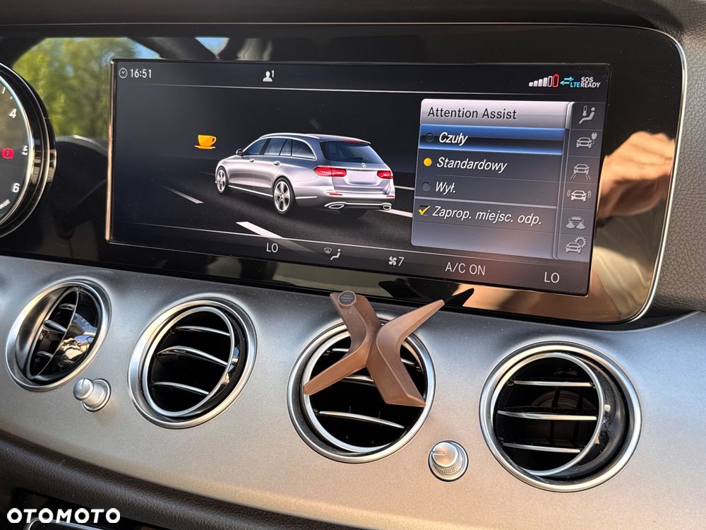 Mercedes-Benz Klasa E 300 de 9G-TRONIC Exclusive - 24