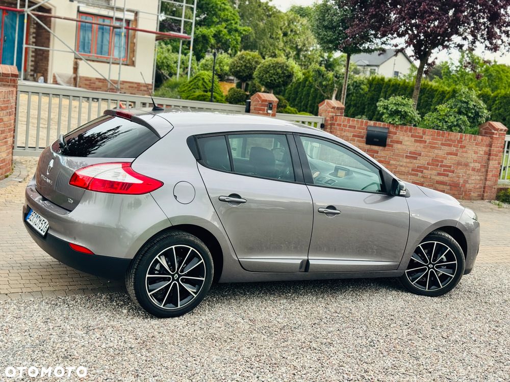 Renault Megane ENERGY TCe 115 Start & Stopp Bose Edition - 41