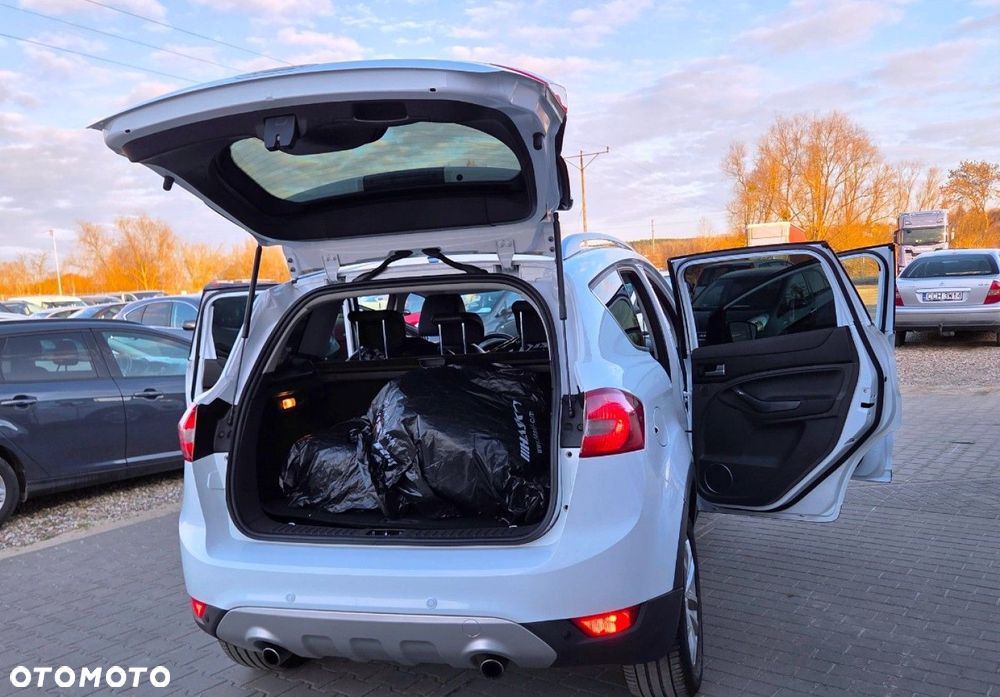 Ford Kuga - 32