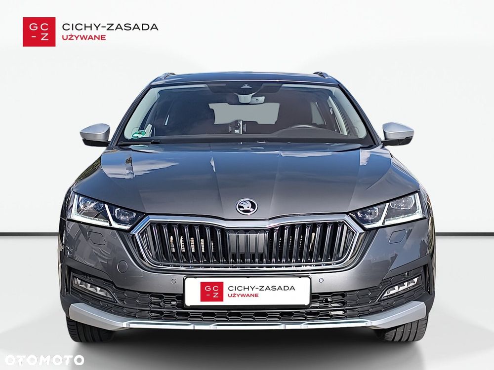 Skoda Octavia 2.0 TDI 4x4 Scout DSG - 8