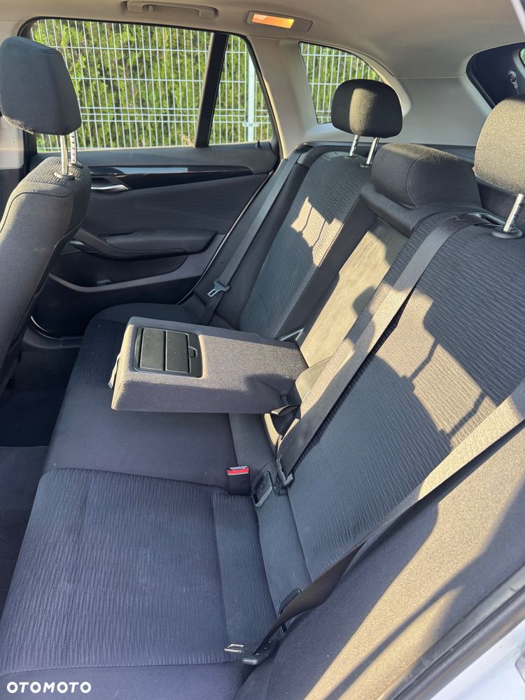 BMW X1 xDrive18d - 26
