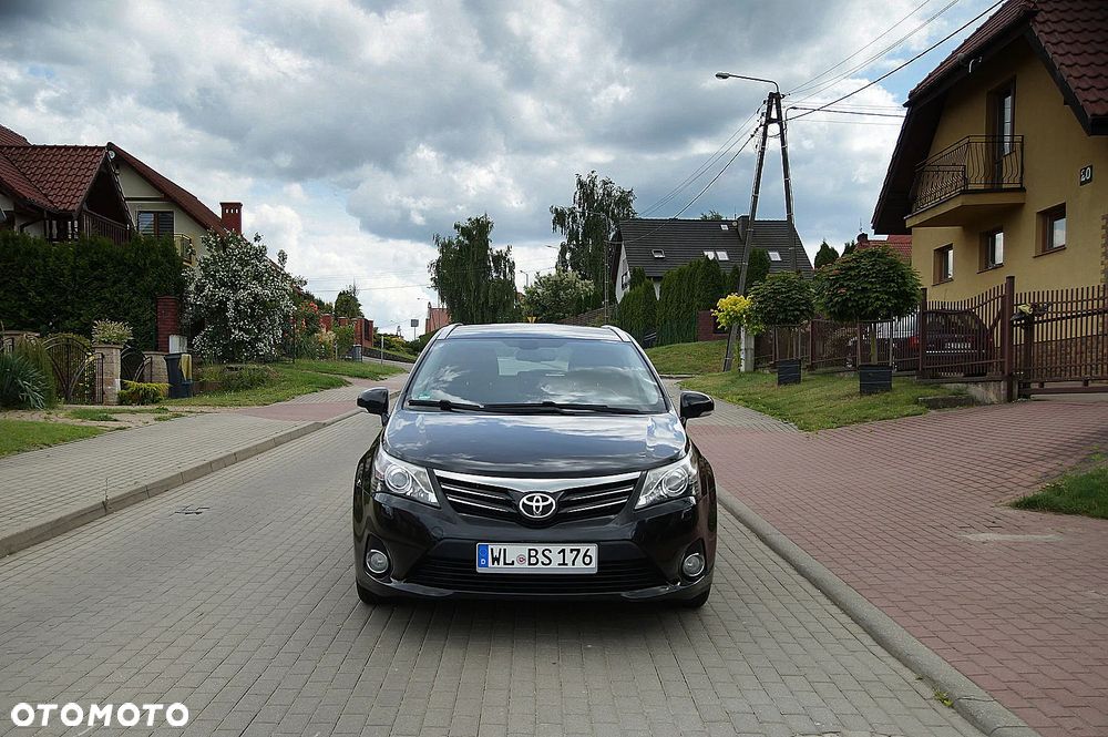 Toyota Avensis 1.8 Prestige - 12