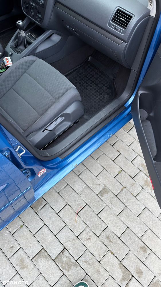 Volkswagen Golf 1.6 Trendline - 23