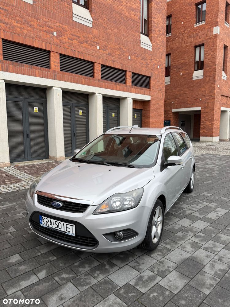 Ford Focus 1.6 16V Ambiente - 4