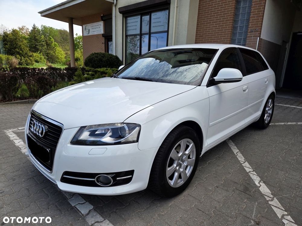 Audi A3 Sportback 1.4 TFSI Attraction - 2