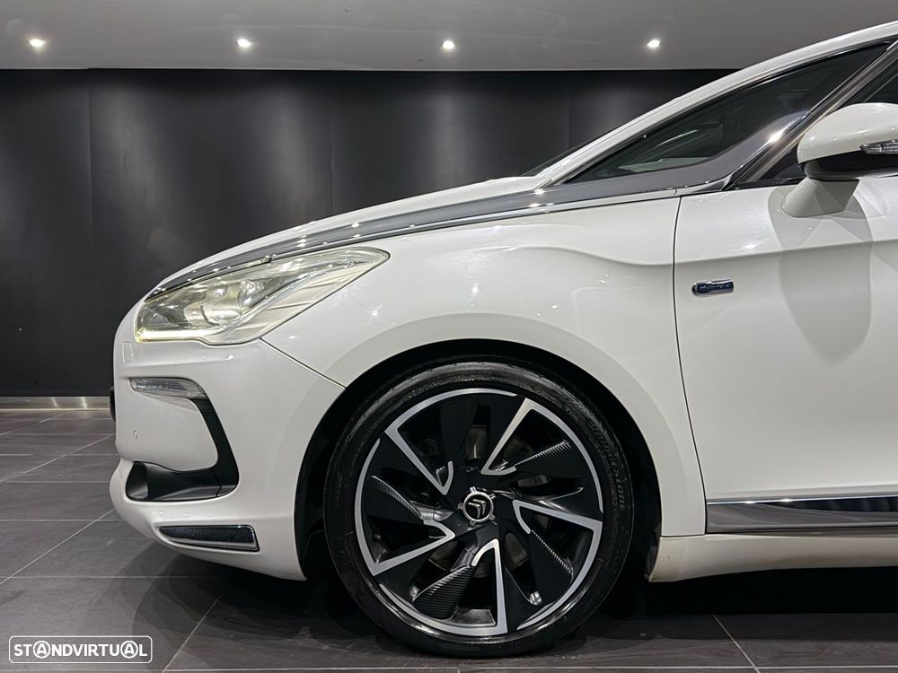 Citroën DS5 2.0 HDi Hybrid4 So Chic CMP6 - 3