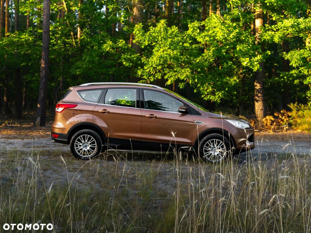 Ford Kuga 2.0 TDCi 2x4 Titanium - 7