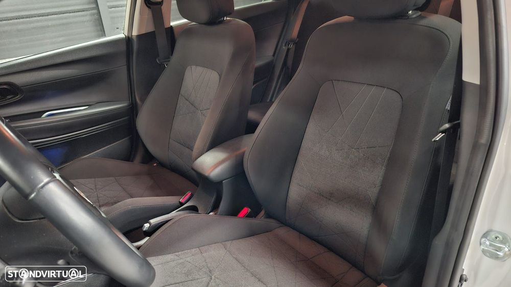 Hyundai Bayon 1.0 T-GDI Premium DCT - 9