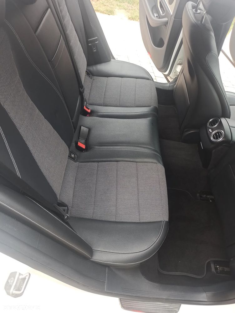 Mercedes-Benz Klasa E 220 d 9G-TRONIC AMG Line - 7