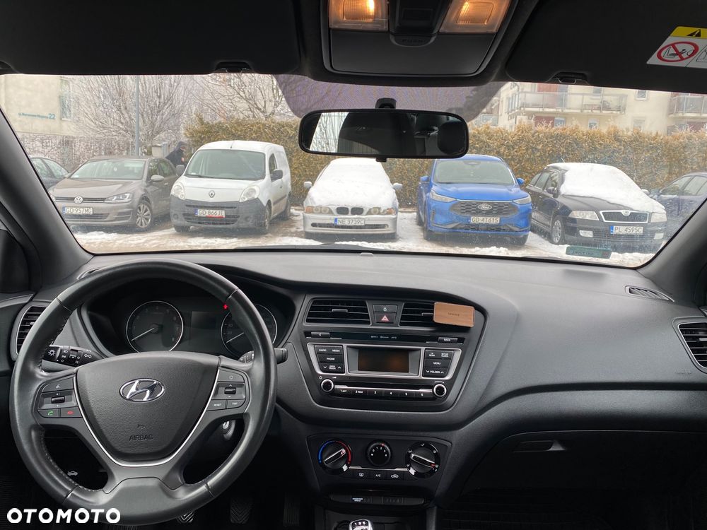 Hyundai i20 1.2 GO - 10