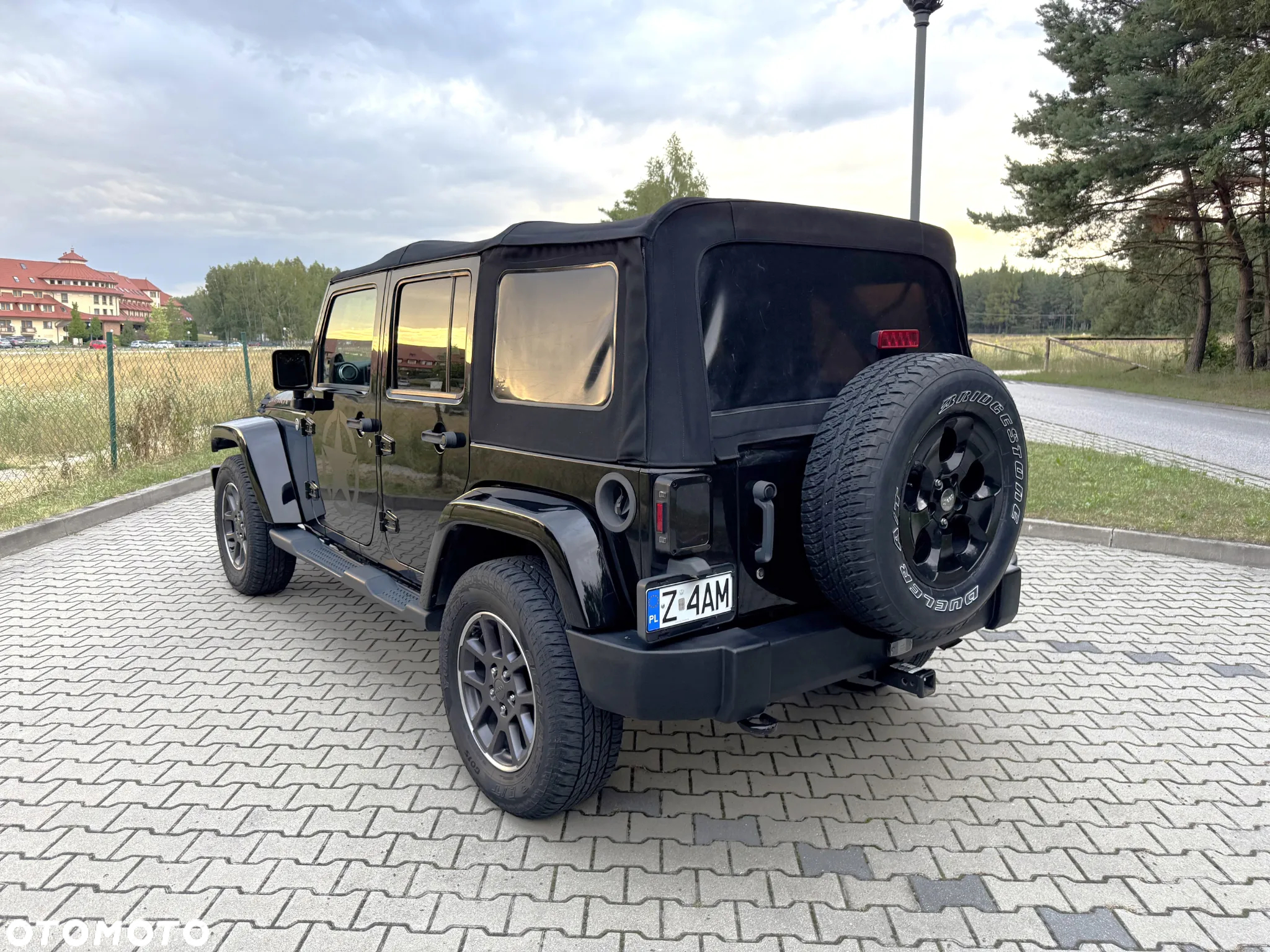 Jeep Wrangler Unlimited 3.6 Automatik Sahara - 3