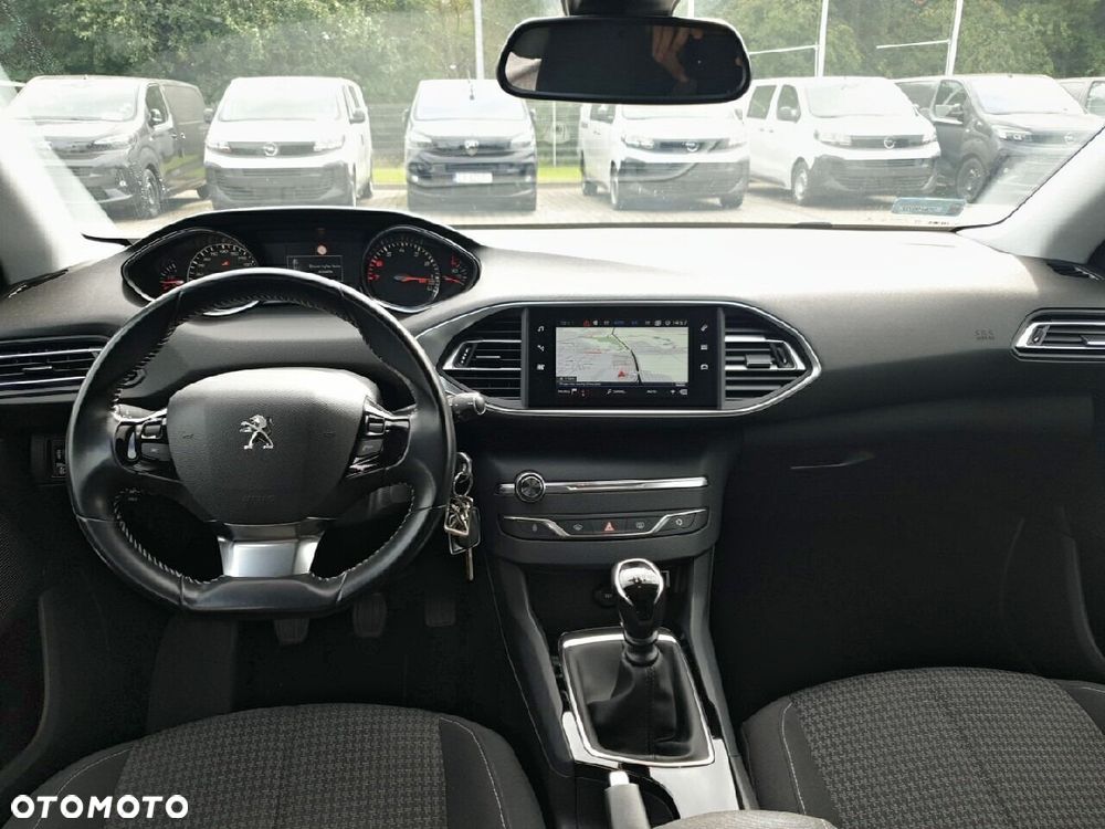 Peugeot 308 1.2 PureTech GPF Active S&S - 8