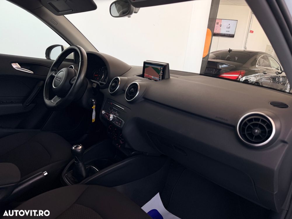 Audi A1 1.0 TFSI ultra design - 18