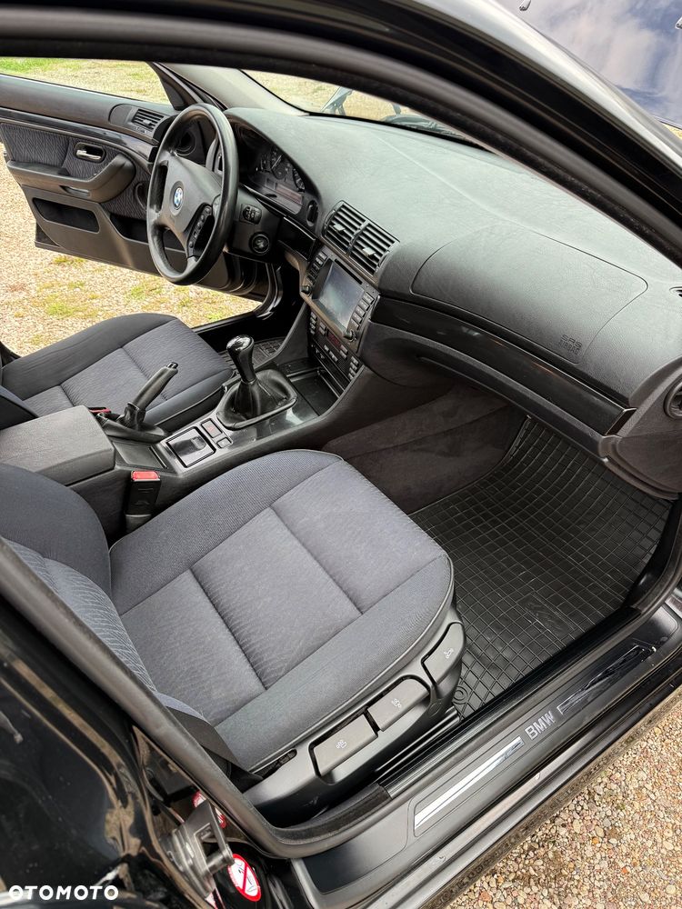 BMW Seria 5 - 10