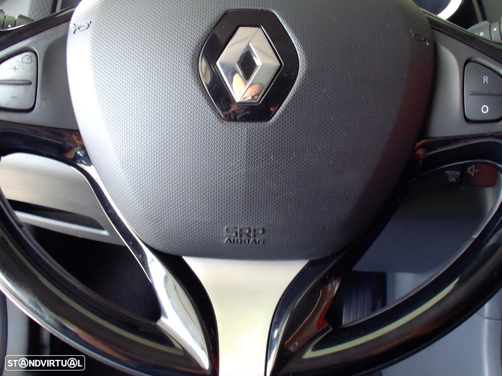 Renault Clio - 21